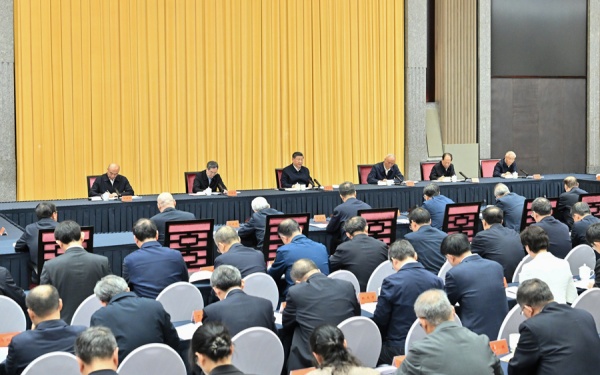 60012习近平出席加强基础研究座谈会并发表重要讲话_副本.jpg