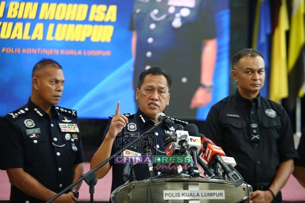 600345333吉隆坡逮捕“法轮功”信徒：“它是个非法组织”_副本.jpg