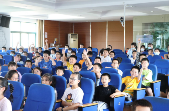 朝辉小学3.png